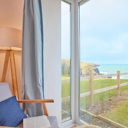 3 Overcliff Holiday home